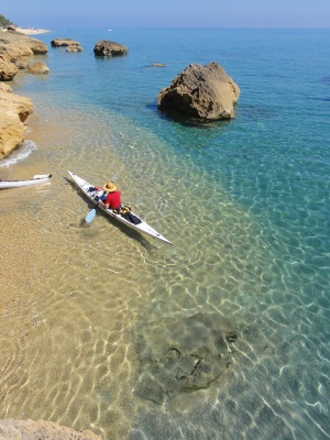 kayak de mer dans les îles Ioniennes (Céphalonie)
