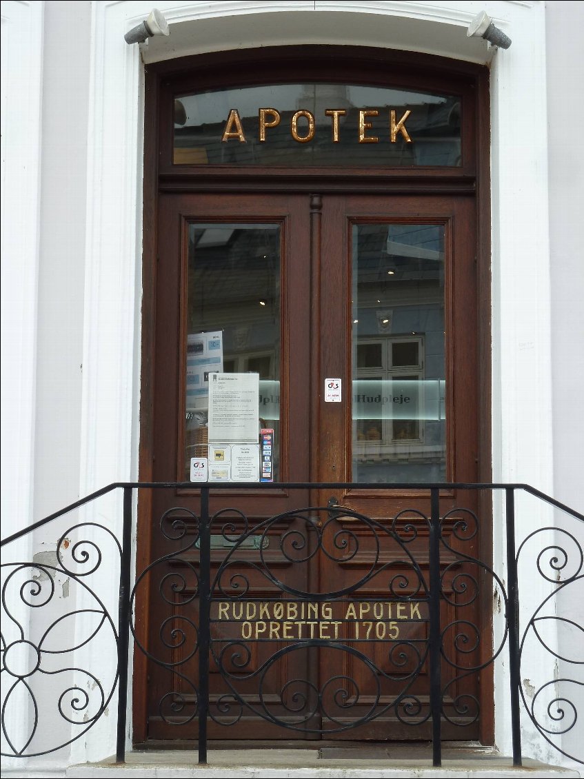 Et la plus vieille pharmacie du Danemark!