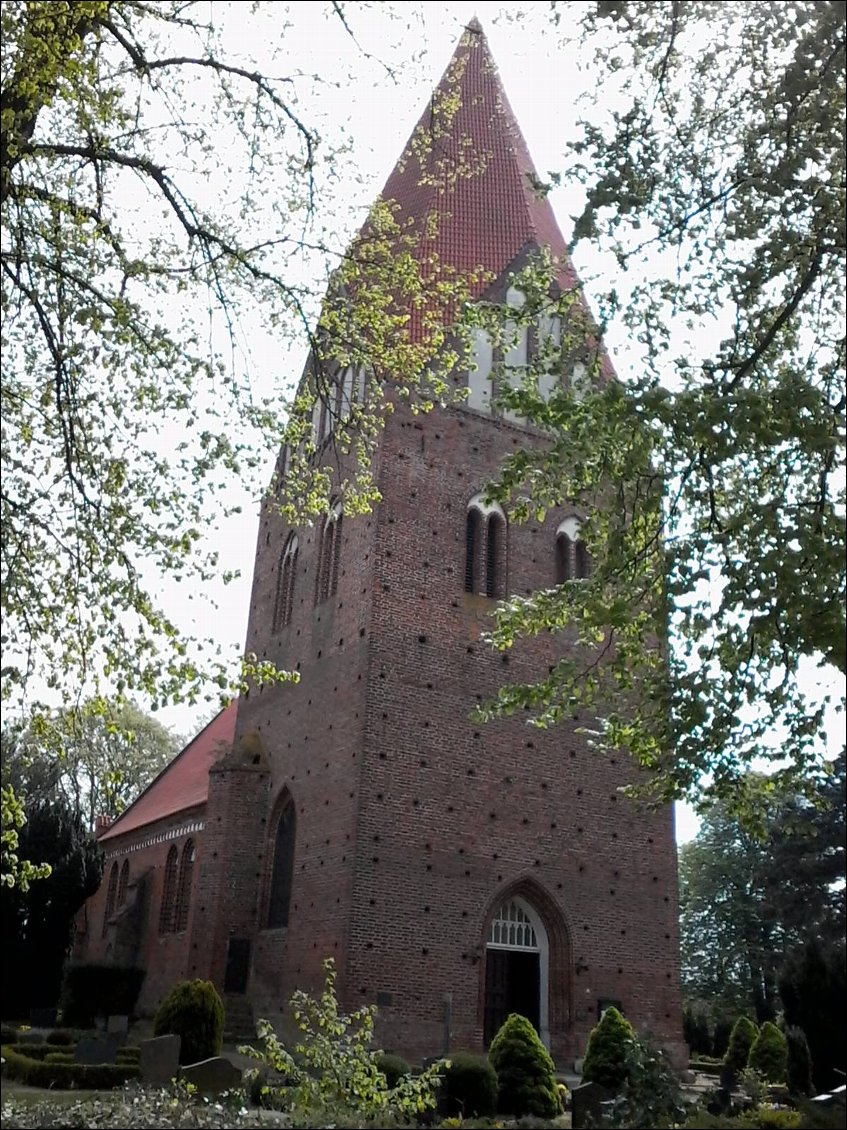 Magnifique église de 1240 à proseken.