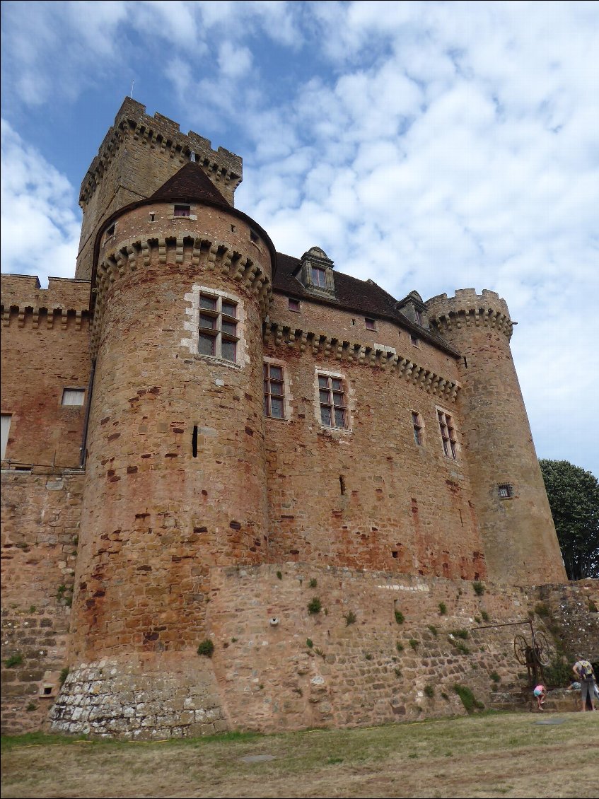 Chateau d Castelnau de Bretenoux